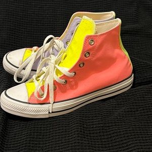 Women’s size 8 neon colored converse sneakers! Never worn out!